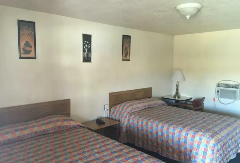 ２ベッドルームアパートメント, Hacienda Motel