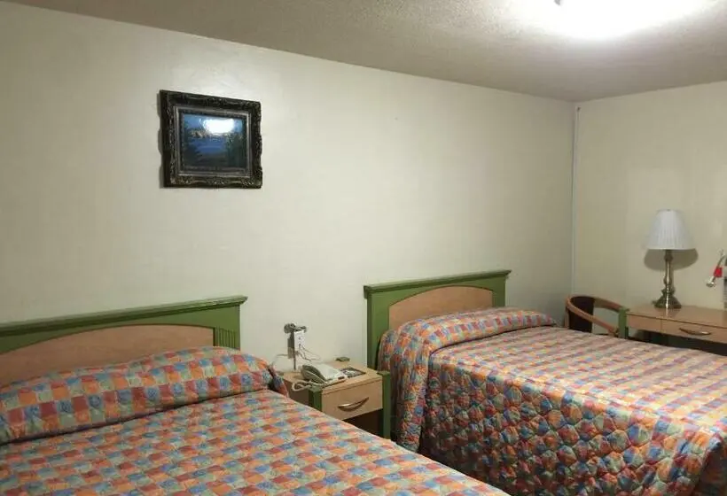 ２ベッドルームアパートメント, Hacienda Motel