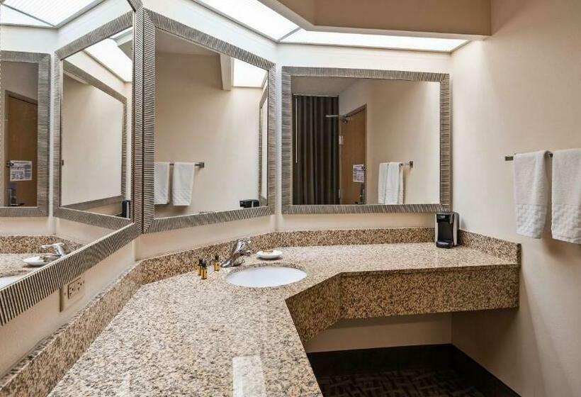 غرفة قياسية سرير كينج, Best Western Plus Peoria