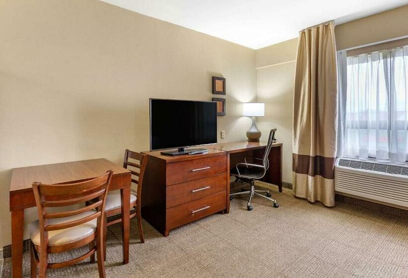 套房, Comfort Inn Aikens Center