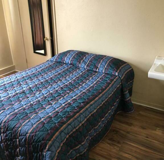 غرفة قياسية حمام مشترك, Entella