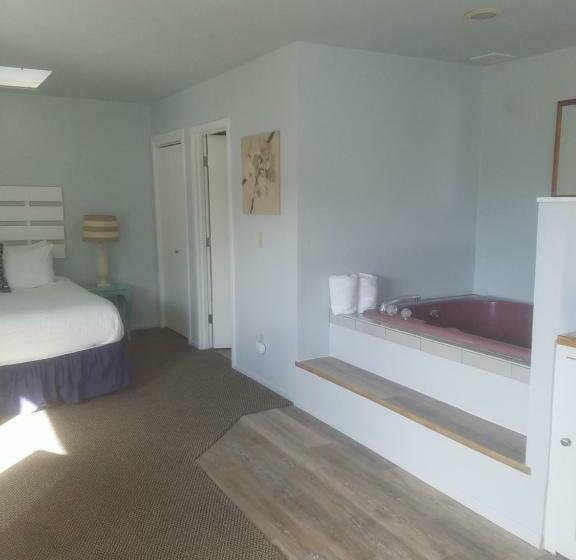 غرفة قياسية مطلّة علي البحر, Beaches Inn | Sandpiper Pier Cottage