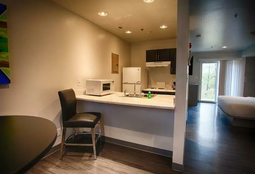 身障者適用スイートルーム, Z Loft Extended Stay
