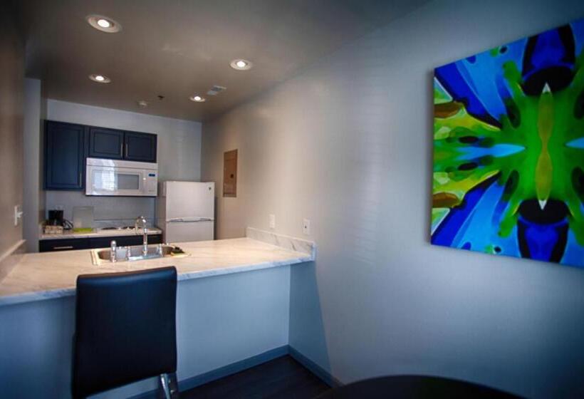 סוויטה, Z Loft Extended Stay