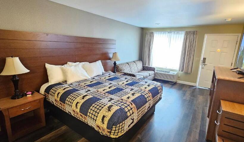 غرفة ديلوكس سرير كينج, Mill Village Motel