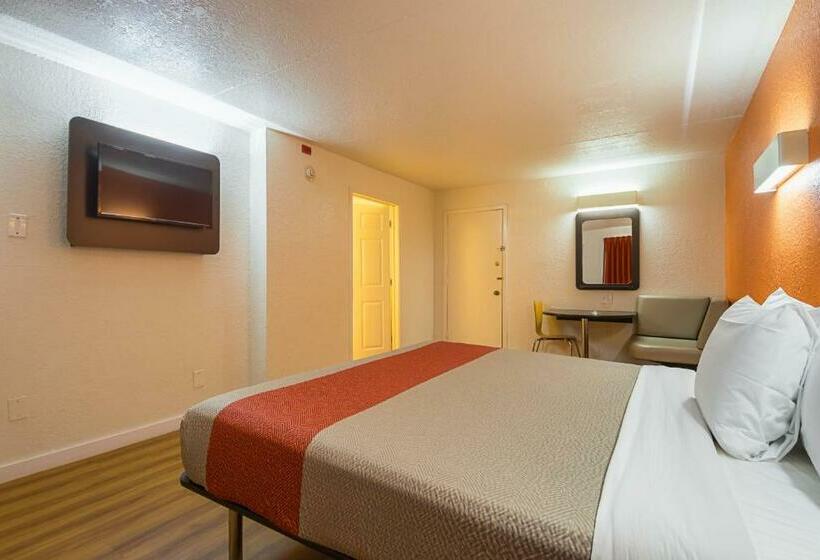 스탠다드 룸 킹사이즈 침대, Motel 6 Garland, Tx   Northeast Dallas