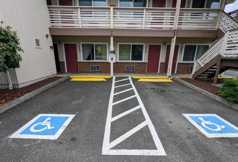 غرفة قياسية لذوى الاحتياجات الخاصة, Fairground Inn