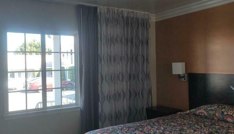 غرفة قياسية سرير كينج, Friendship Motor Inn