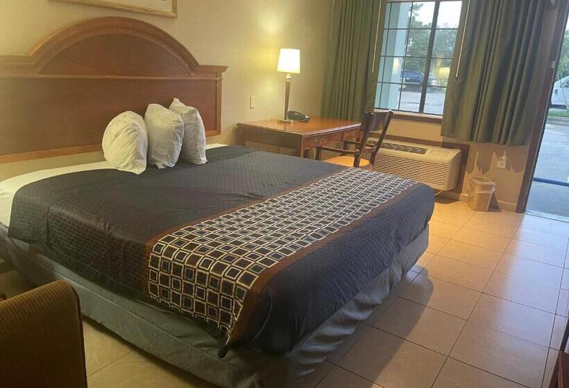 Номер Стандарт Кровать Кинг Адаптированный для Инвалидов, Highland Inn Denham Springs Baton Rouge East