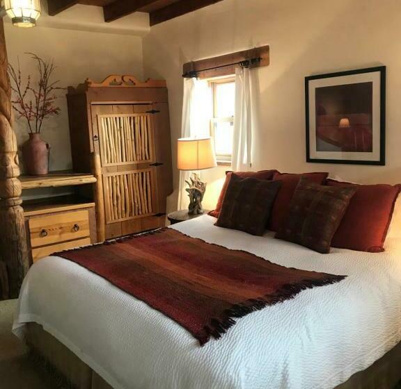 디럭스 스위트 킹 침대, Old Taos Guesthouse B&b