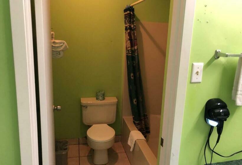 جناح سرير كينج, Ranch House Motel Marksville