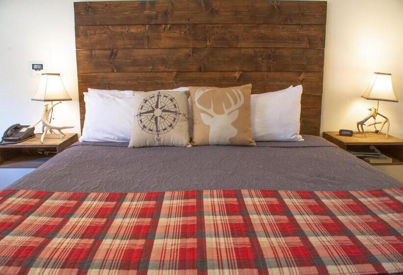 小室, Eagle Cap Chalets