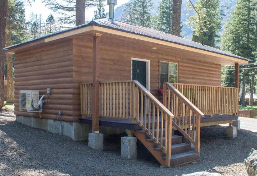 Бунгало Стандарт, Eagle Cap Chalets