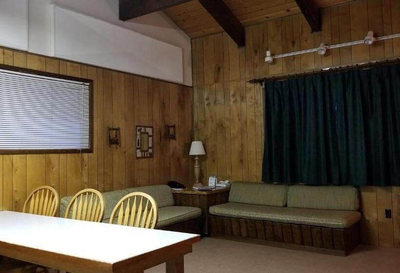 带两个卧室的顶楼公寓, Eagle Cap Chalets