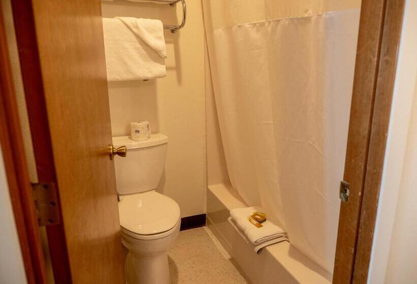 带大床的标准间, Eagle Cap Chalets