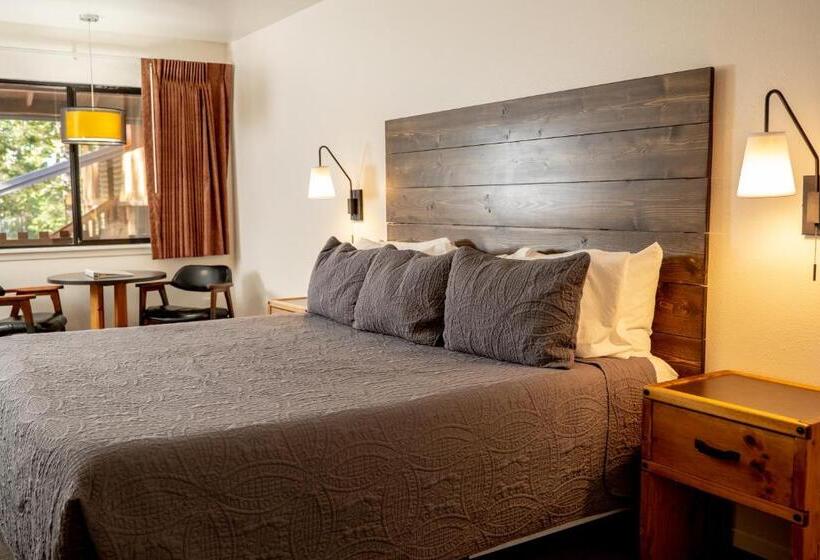 带大床的标准间, Eagle Cap Chalets