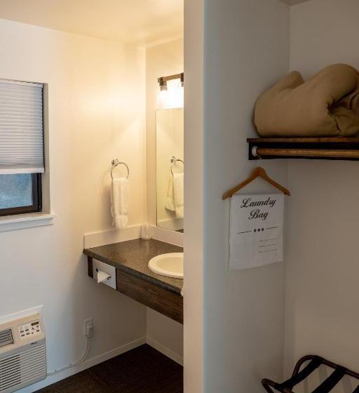 带大床的标准间, Eagle Cap Chalets