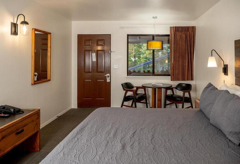 带大床的标准间, Eagle Cap Chalets