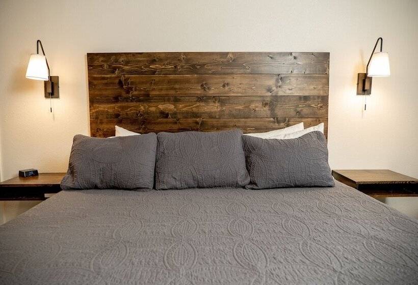 一楼标准间, Eagle Cap Chalets