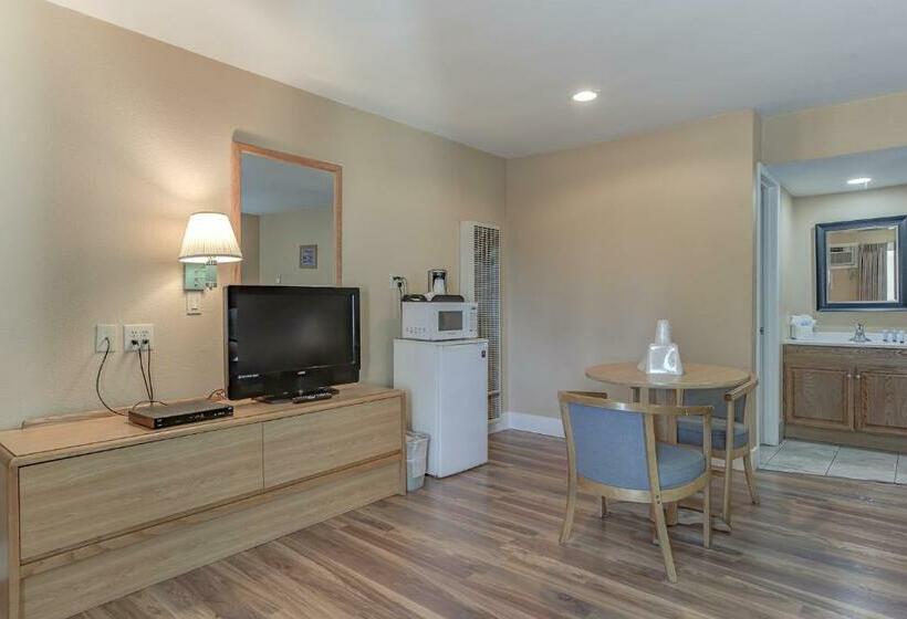 スタンダードルーム, Shasta Pines Motel & Suites