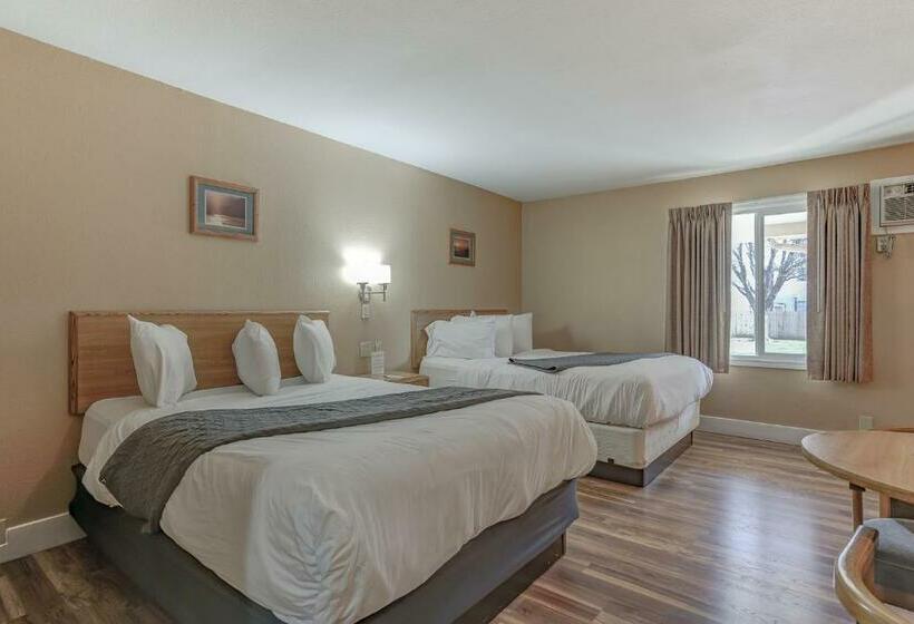 スタンダードルーム, Shasta Pines Motel & Suites