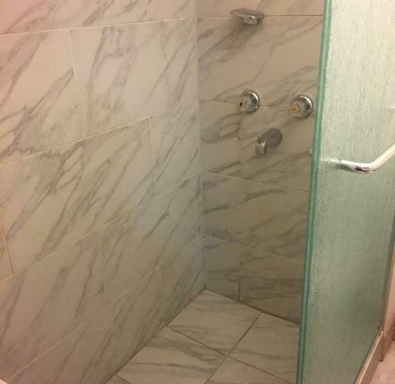 Номер Стандарт, Surf Motel And Apartments