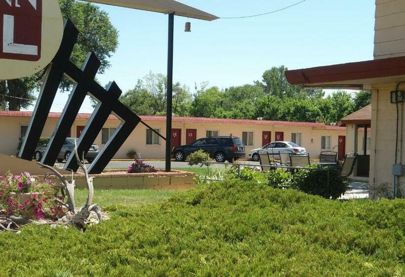 غرفة قياسية, Travel Inn Motel