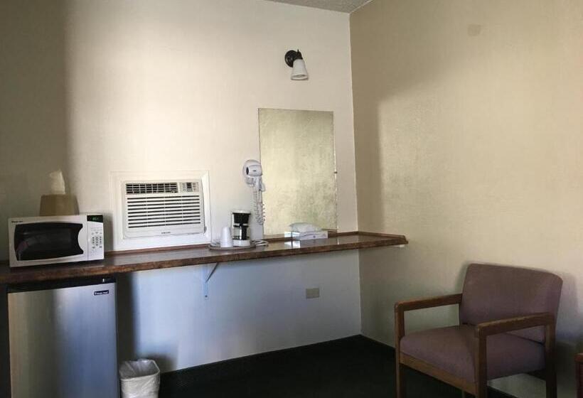 غرفة قياسية فردية لذوى الإحتياجات الخاصة, Travel Inn Motel