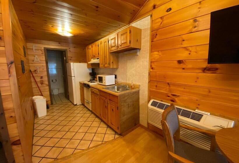 キャビン, Boulder S Resort