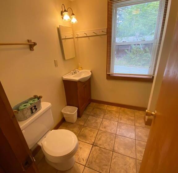 スタンダードスタジオ, Boulder S Resort