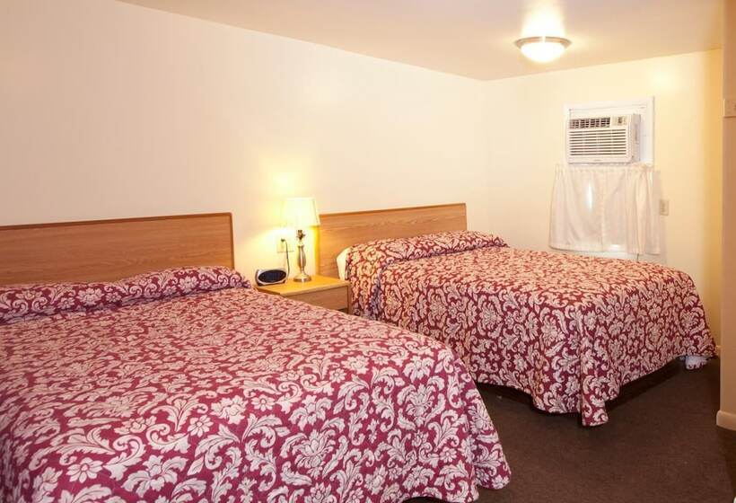 غرفه قياسيه سريرين مزدوجين, Charlie's Motel