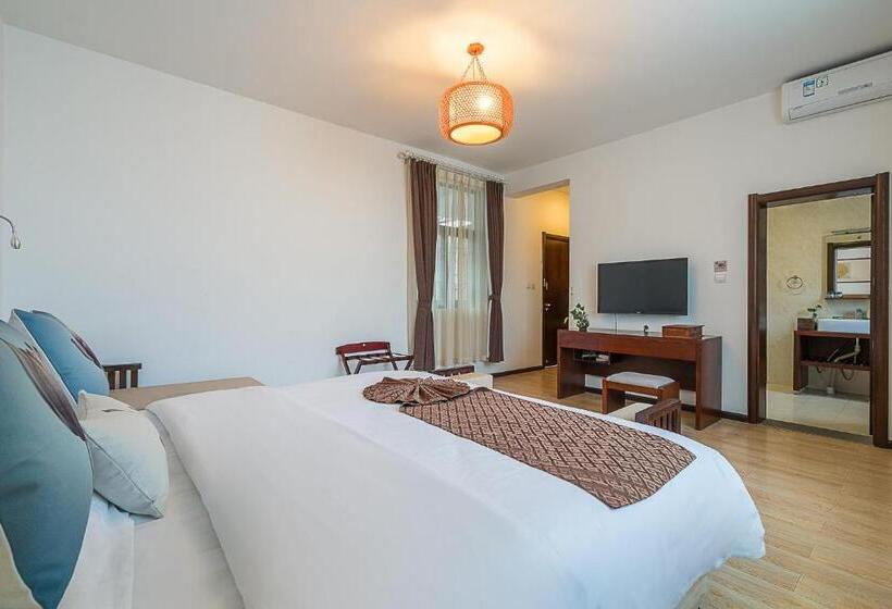 חדר סופריור עם מיטת קינג, Dali Yanyuan Mountain Retreat