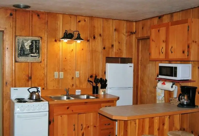 Sviitti, Edelweiss Lodge