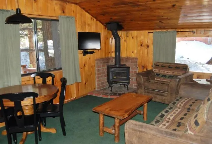 Deluxe-huoneisto 1 Makuuhuone, Edelweiss Lodge
