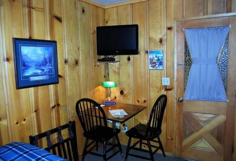 Standard-studio, Edelweiss Lodge