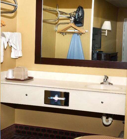 חדר סטנדרט, Executive Inn Opp