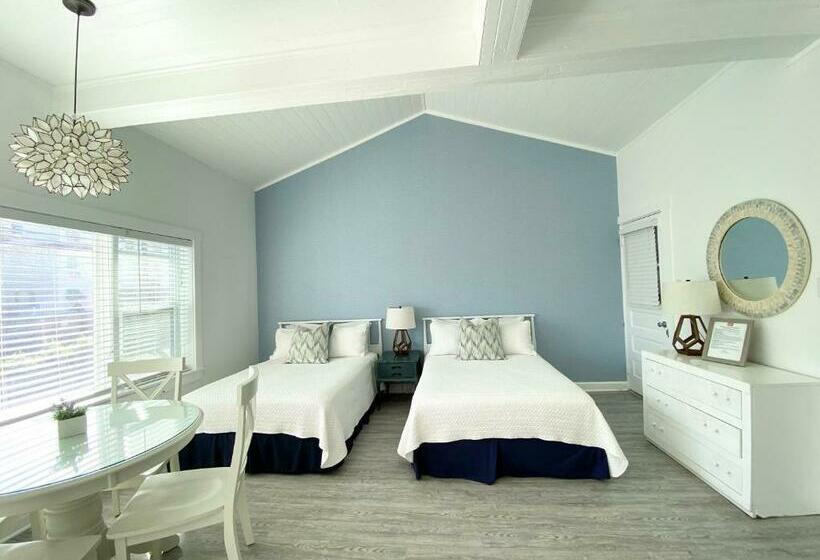 جناح ديلوكس, Windward At The Beach