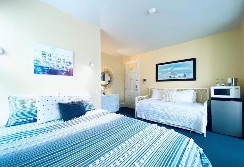 إستوديو ديلوكس, Windward At The Beach