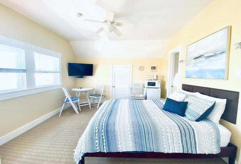 إستوديو ديلوكس, Windward At The Beach