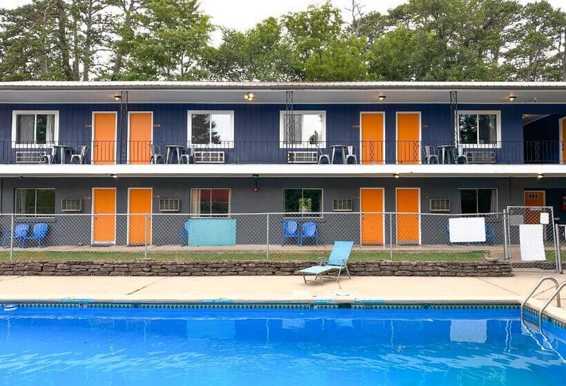 اتاق استاندارد, The Wanderoo Lodge