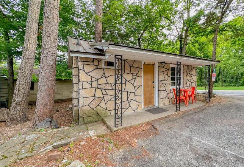 خانه 1 خوابه, The Wanderoo Lodge