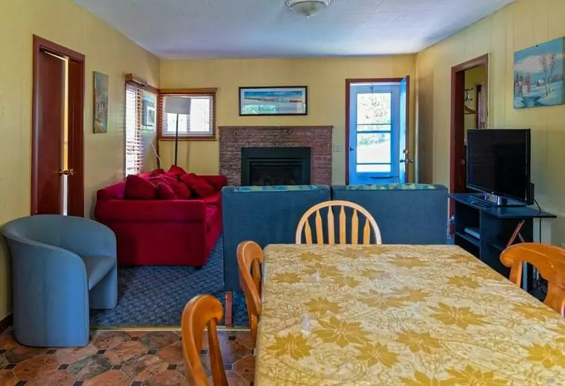 کابین, Parker S Motel