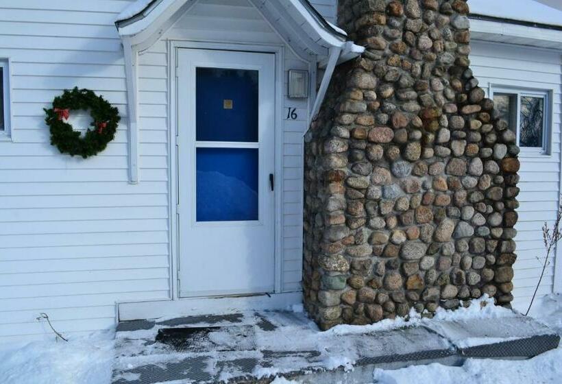 كابينة, Parker S Motel