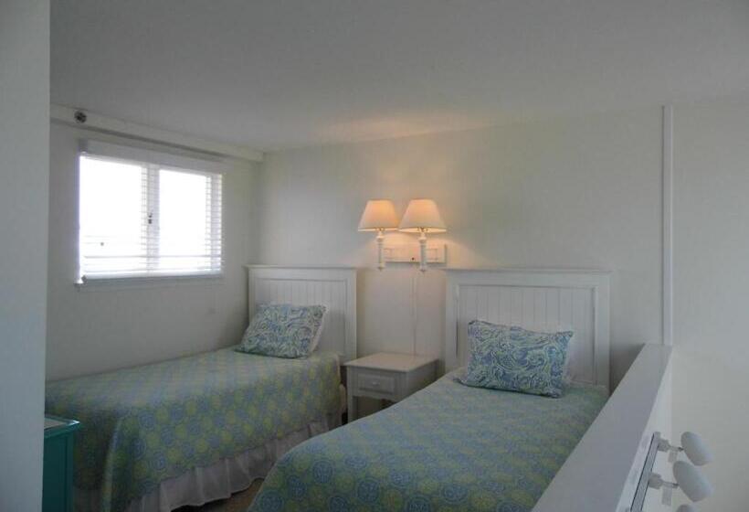 غرفة قياسية, Windward Shores