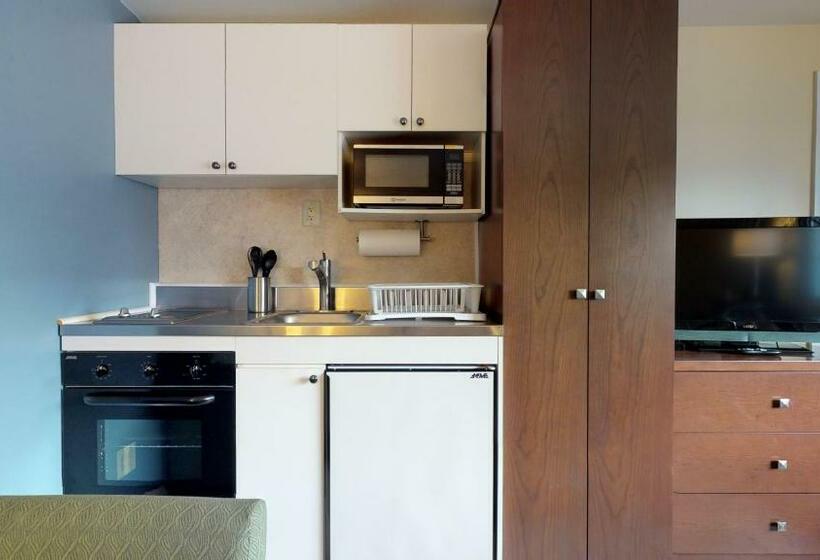 Номер Deluxe, Scarborough Beach Motel