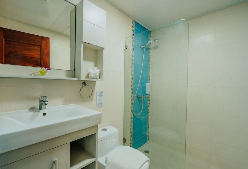 标准间, Checkin El Cortecito