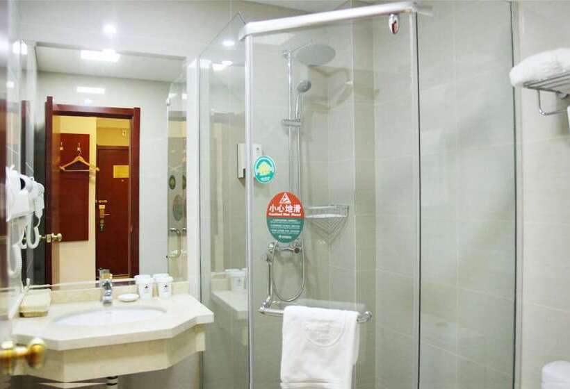 Номер Стандарт, Greentree Inn Guangdong Jieyang Bus Terminal Station Ronghua Avenue Business