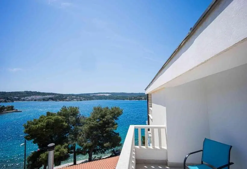オーシャンビュースタンダードルームバルコニー付き, Boutique Guesthouse Sveti Petar, On The Beach, Heated Pool & Boat Berth Adult Only
