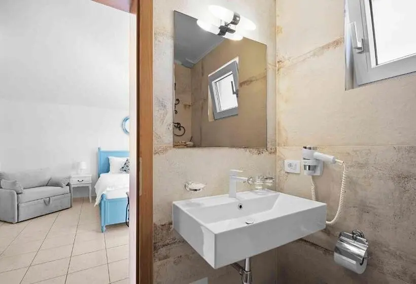オーシャンビュースタンダードルームバルコニー付き, Boutique Guesthouse Sveti Petar, On The Beach, Heated Pool & Boat Berth Adult Only