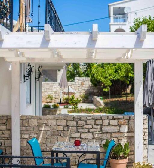 غرفة ديلوكس ذات إطلالة جانبية على البحر, Boutique Guesthouse Sveti Petar, On The Beach, Heated Pool & Boat Berth   Adult Only